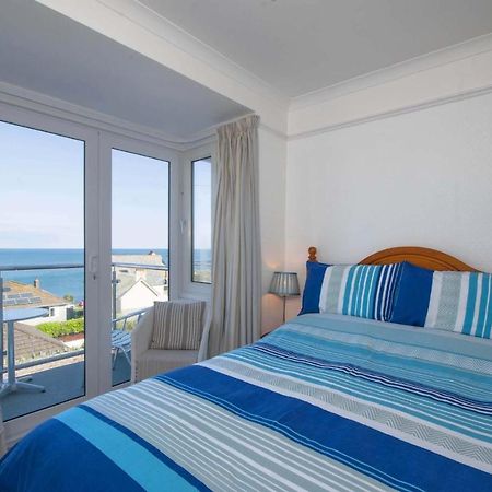 Bed and Breakfast Seaview Looe Esterno foto